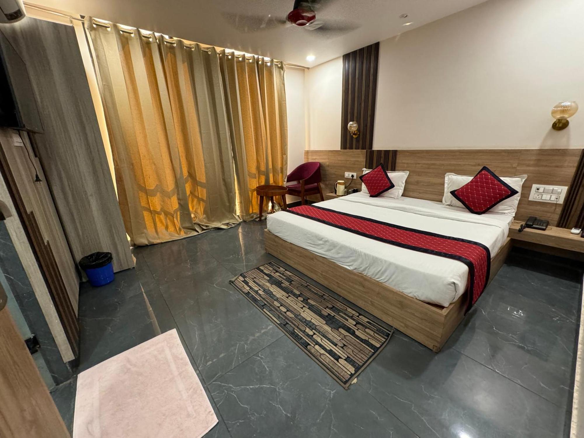 Namay Inn By T And M Hotels Haridwār المظهر الخارجي الصورة